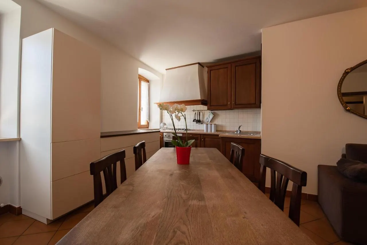 Palazzo Bovio-Esclusivo Appartamento In Centro Self Check-In Feltre Italia